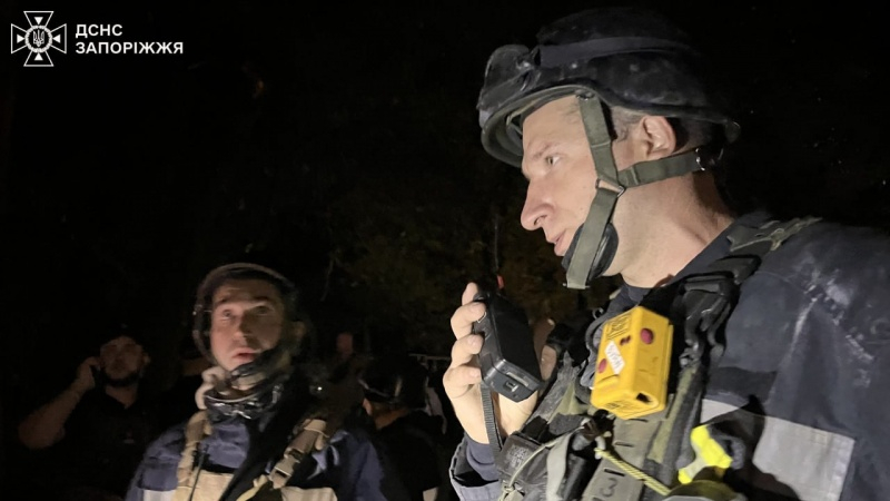 Авіаудар по Запоріжжю: ДСНС показала наслідки обстрілу, кількість поранених зросла