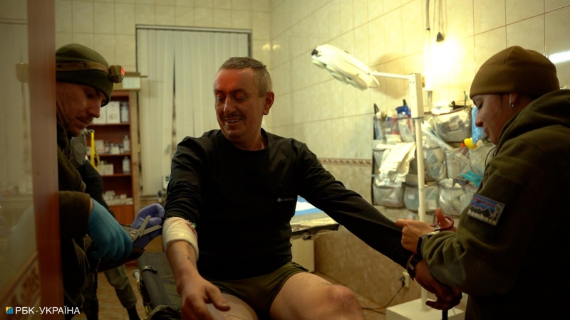 "До 30 поранених за день". Як медики 80-ї бригади рятують військових під Бахмутом 3 "До 30 поранених за день". Як медики 80-ї бригади рятують військових під Бахмутом