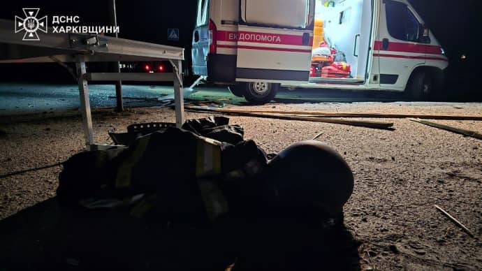 ГСЧС показала последствия массированной атаки ''Шахедов'' на Харьков 1 ГСЧС показала последствия массированной атаки ''Шахедов'' на Харьков