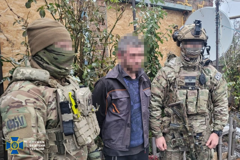 Коригував ворожі обстріли під Слов&rsquo;янськом: СБУ затримала агента російської розвідки