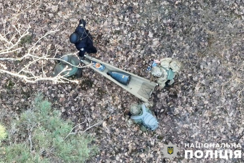На околиці Києва виявили залишки "Шахеда" з бойовою частиною (відео) 1 На околиці Києва виявили залишки "Шахеда" з бойовою частиною (відео)