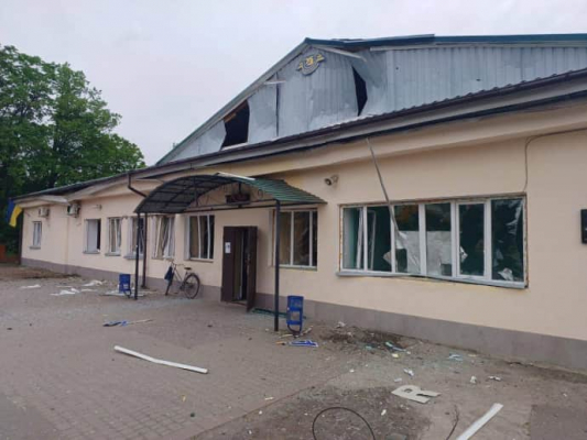 Обстрел вокзала в Балаклее: Электричка была в 15 метрах от попадания 1 Обстрел вокзала в Балаклее: Электричка была в 15 метрах от попадания