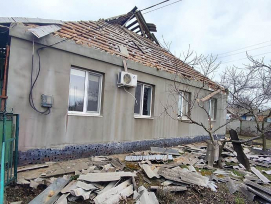 Обстрелы Никопольщины: двое раненых, повреждено более 30 домов 2 Обстрелы Никопольщины: двое раненых, повреждено более 30 домов