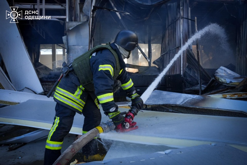 Обстріл Одеського району: одна людина загинула, кількість поранених зросла (відео) 1 Обстріл Одеського району: одна людина загинула, кількість поранених зросла (відео)