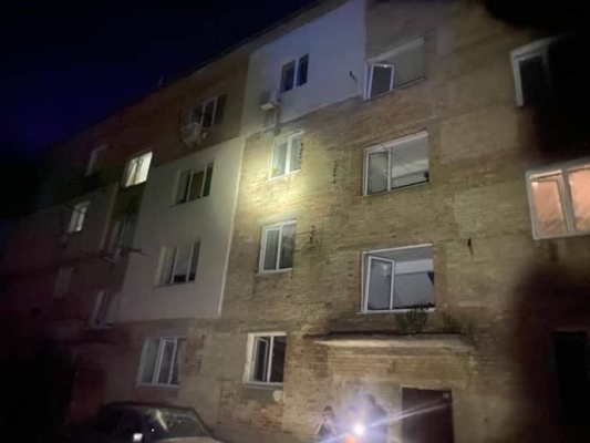 Оккупанты нанесли удары дронами по Киевщине: трое пострадавших, много повреждений 