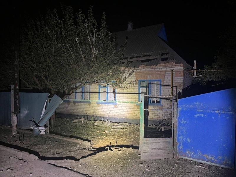 Окупанти атакували Нікопольський район із безпілотників та артилерії, є поранений 1 Окупанти атакували Нікопольський район із безпілотників та артилерії, є поранений