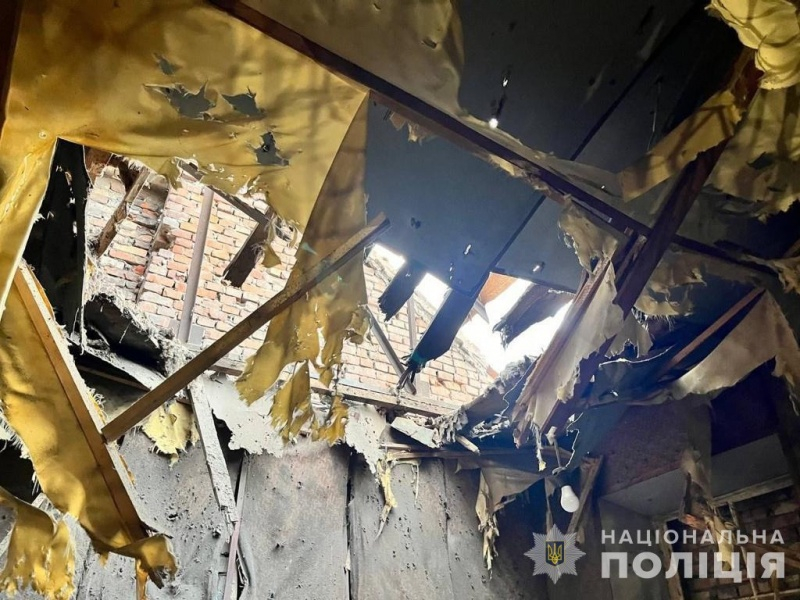 Окупанти накрили вогнем Нікопольський район: троє людей поранені 1 Окупанти накрили вогнем Нікопольський район: троє людей поранені
