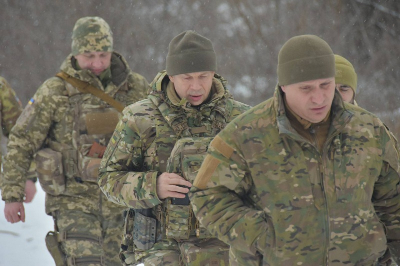 Окупанти намагаються розвинути наступ на Часів Яр і в напрямку Сіверська, - Сирський 4 Окупанти намагаються розвинути наступ на Часів Яр і в напрямку Сіверська, - Сирський