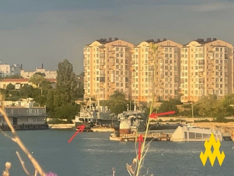 Партизани "АТЕШ" проводять розвідку Стрілецької бухти у Севастополі 3 Партизани "АТЕШ" проводять розвідку Стрілецької бухти у Севастополі