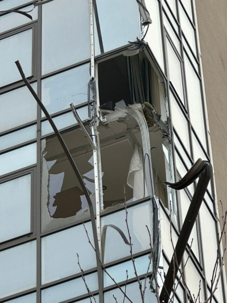 ППО знищила ракету, яку росіяни запустили на Одесу: уламки пошкодили будинки 3 ППО знищила ракету, яку росіяни запустили на Одесу: уламки пошкодили будинки