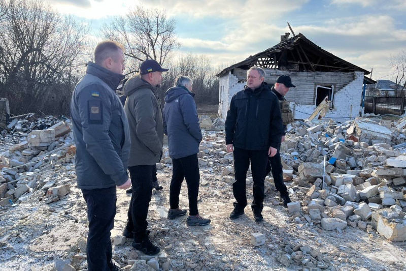 Представниця МКС відвідала місця ракетних ударів росіян у Харкові та Грозі 6 Представниця МКС відвідала місця ракетних ударів росіян у Харкові та Грозі