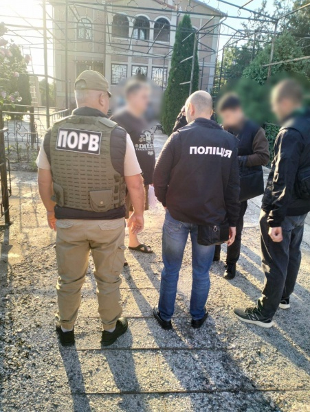 Прикордонники блокували схему втечі з України через систему "Шлях" (фото) 4 Прикордонники блокували схему втечі з України через систему "Шлях" (фото)