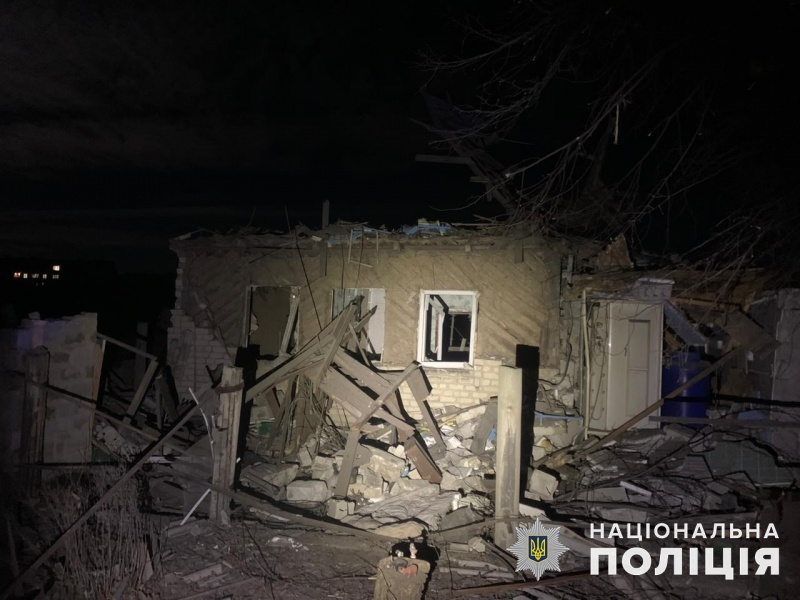 Ракетний удар по Гірнику: кількість поранених зросла, зруйновано приватні будинки (фото) 1 Ракетний удар по Гірнику: кількість поранених зросла, зруйновано приватні будинки (фото)