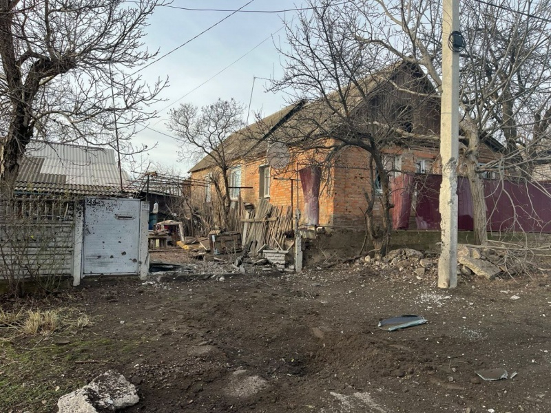 РФ масовано вдарила по Нікопольському району: є загиблий і поранена
