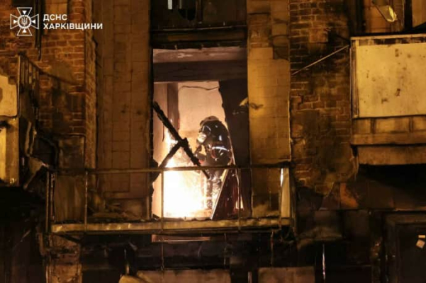 Рятувальники показали наслідки масованої атаки російських БпЛА на Харків 