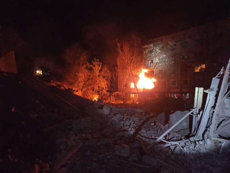 Росіяни вдарили КАБом по житловому кварталу Костянтинівки, багато постраждалих
