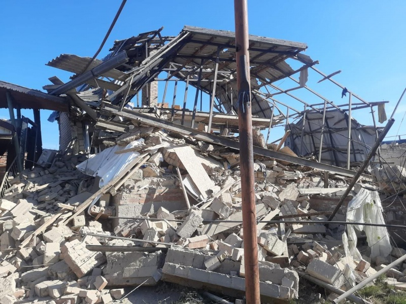 Росіяни зранку обстріляли житлові будинки Нікополя, є постраждалі 1 Росіяни зранку обстріляли житлові будинки Нікополя, є постраждалі