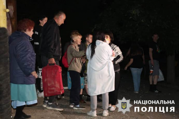 Россияне ночью били по Харькову ракетами С-300/400: 4 погибших, 25 раненых 3 Россияне ночью били по Харькову ракетами С-300/400: 4 погибших, 25 раненых