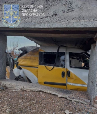 Россияне снова обстреляли Херсон: мужчина оказался в больнице 