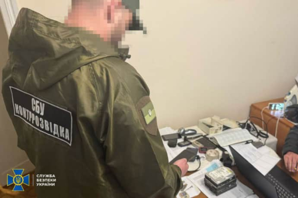 СБУ говорит, что поймала ''крота'': устроился на оборонный завод, чтобы похитить разработки для ФБС 