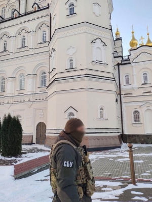СБУ пришла с обысками в Почаевскую лавру 