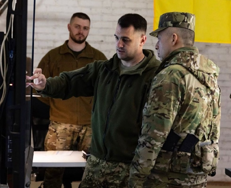 Сирський з'їздив на Курський напрямок і прийняв низку рішень: що відомо
