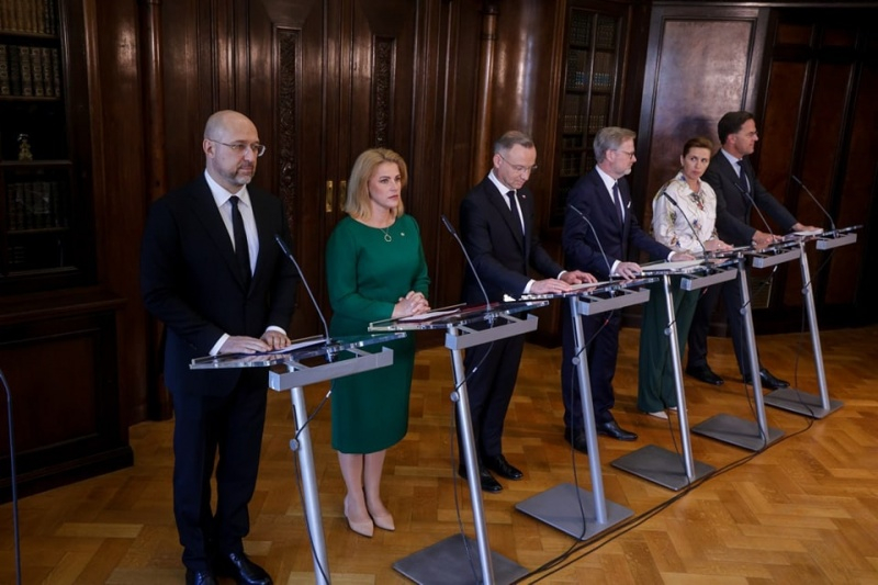 Снаряди і системи ППО: Шмигаль домовився про військову співпрацю з низкою країн ЄС 2 Снаряди і системи ППО: Шмигаль домовився про військову співпрацю з низкою країн ЄС