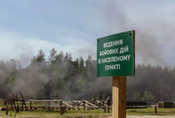 Сырский посетил учебный центр, где тренируют мобилизованных 2 Сырский посетил учебный центр, где тренируют мобилизованных