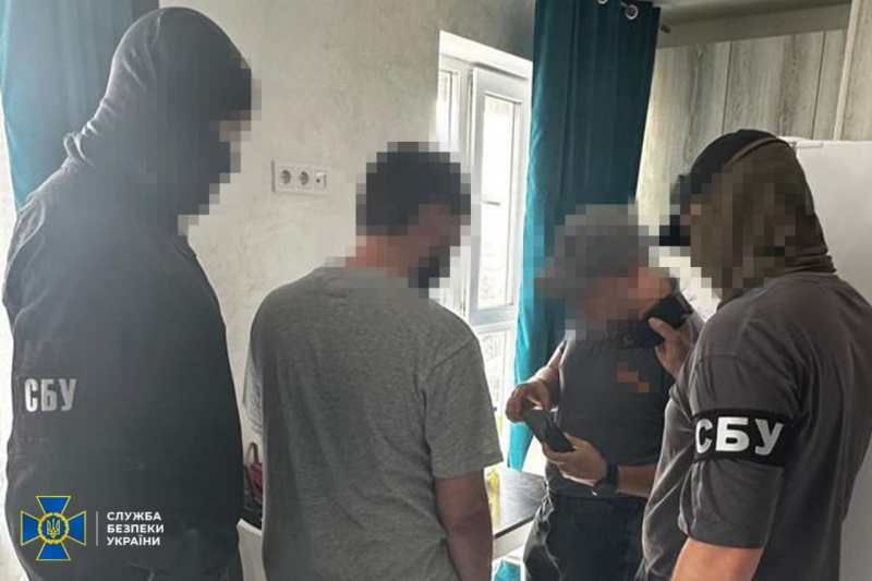 У Києві затримали агента російської розвідки, який коригував удари по столиці 4 У Києві затримали агента російської розвідки, який коригував удари по столиці