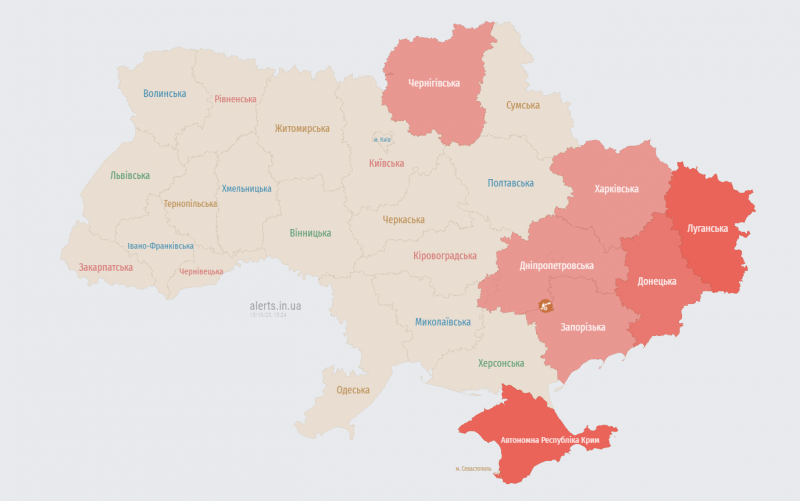 У Запоріжжі пролунали вибухи, на сході - повітряна тривога