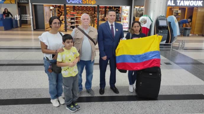 Украина эвакуировала из Ливана 68 человек, среди них, в частности, граждане Чехии, Румынии и Молдовы 