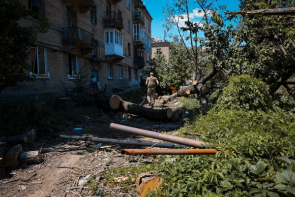 УП показала, как выглядит Часов Яр после 5 месяцев российского наступления 