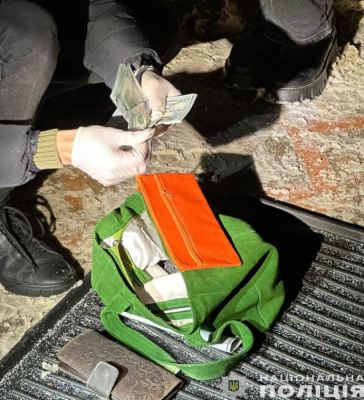 В Чернигове полиция задержала адвоката на взятке 200 тысяч грн за помощь уклонистам 