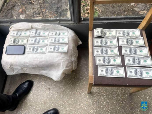 В Хмельницкой области врач ВЛК требовал у больного военного взятку за признание негодности 2 В Хмельницкой области врач ВЛК требовал у больного военного взятку за признание негодности