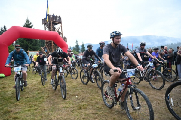 В Карпатах открыли первые 55 километров уникального туристического маршрута 