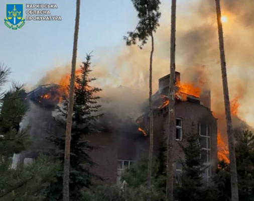 Враг обстрелял Харьковскую область: вспыхнули пожары, есть раненые 1 Враг обстрелял Харьковскую область: вспыхнули пожары, есть раненые
