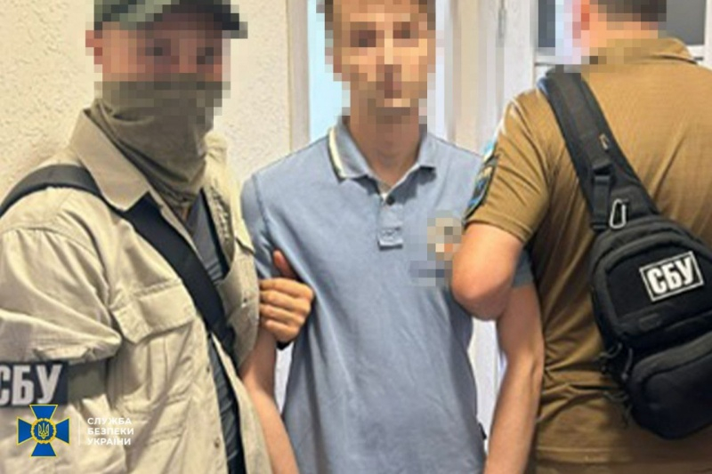 Заробили 40 млн гривень. СБУ нейтралізувала угруповання, що допомагало ухилянтам 5 Заробили 40 млн гривень. СБУ нейтралізувала угруповання, що допомагало ухилянтам